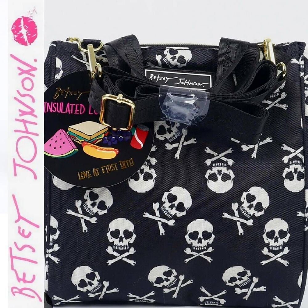 Betsey Johnson Love At First Bite Skull Insulated Lunch Tote Bag